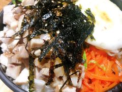 多汁五花肉石锅拌饭-吴草鸡爪오초닭발韩食堂(融恒盈嘉中心店)