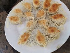 -周家大连水饺(美专校街店)