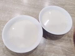 热豆浆-老上海里弄味道(知春路店)