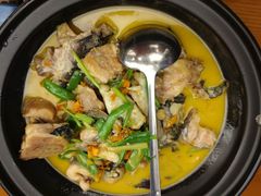 -饭怕鱼·黄焖鲟龙鱼(湖大店)