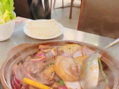 -胡须佬鸡煲四季火锅店(石厦西村直营店)