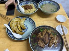 -牛味十足传统美食(凤凰西街店)