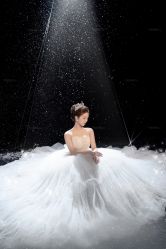 -雪中彩影婚纱摄影·微光艺术中心