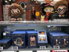 -泡泡玛特POPMART(蓝色港湾店)