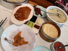 -梅利汴京烤鸭•开封豫菜地标店(东大街店)