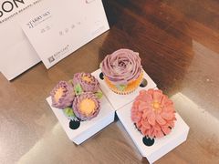 杯子蛋糕-BONCAKE裱花蛋糕(万象汇店)