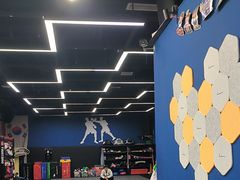 -成杰格斗·拳击·柔术·防身术(建设路店)