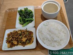 -老乡鸡(东方广场店)