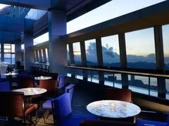 -OZONE 顶楼酒吧(香港丽思卡尔顿酒店)