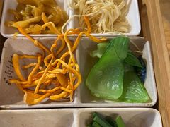 -勺子米线·云南传统小吃市集(四方街店)