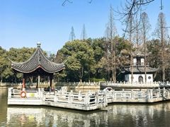 -汇龙潭