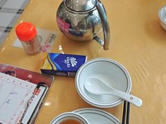 -鹏城人家海鲜酒家·23年老字号(较场尾店)