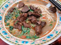 -金杨拉面王小吃面馆·牛三宝面·红烧牛肉粉
