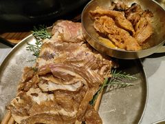 -草家酱蟹炭火烤肉店(珲春南路一店)