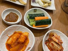 -喇喇排骨火锅·传统韩式脊骨汤(望京西园总店)