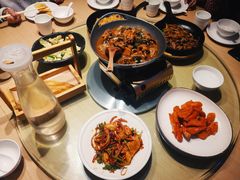 -关东小磨东北菜(上海长风大悦城店)