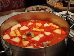 -尚尚仙·酸汤猪手·猪肚鸡火锅(华联万柳购物中心店)