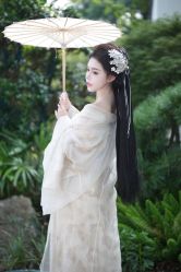 -一揽芳华汉服旗袍体验馆(拙政园店)