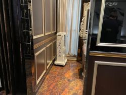 -八佰伴8008星级形象店