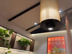 -盛源川香鱼火锅(西小区总店)
