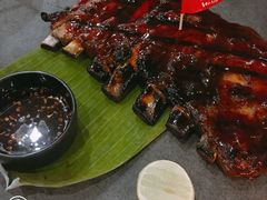BBQ猪肋排-Naughty Nuri’s Phuket