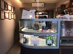 -Punchline Coffee&Roaster(同济大学店)