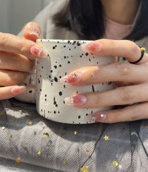 -UGIRL有个美甲