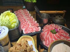 -老牌坊云南鱼豆花火锅(哈西万达店)