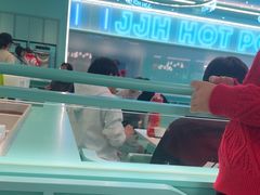 -季季红火锅(柳州城中万达二店)