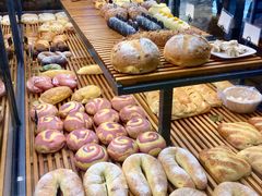 -焙丽拾光(麦凯乐直营店)