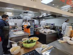 -老西白点心店