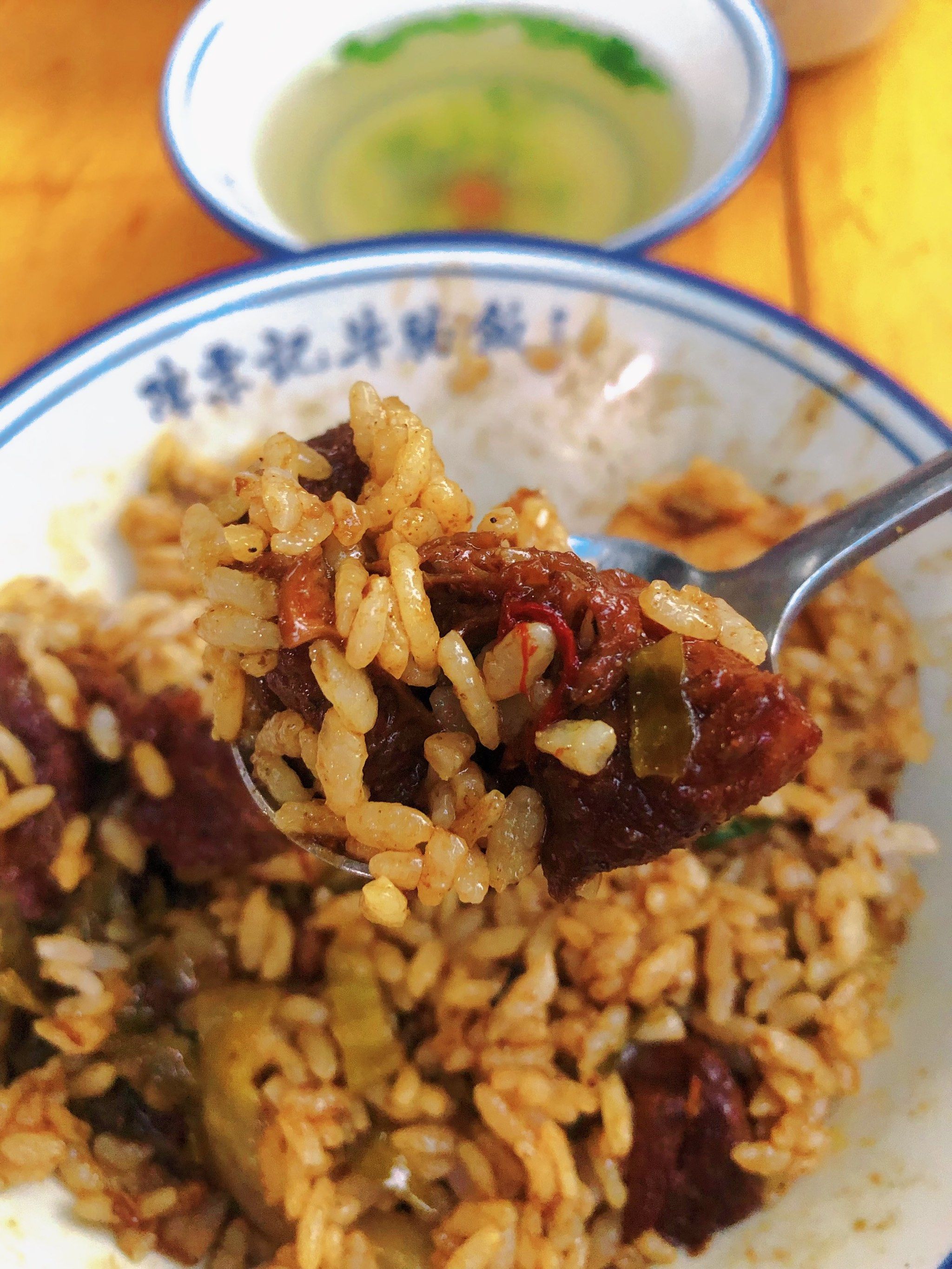 n这不就他家⬇️牛腩饭\\n「陈栗记牛腩饭
