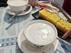 -黄师奶甜品店
