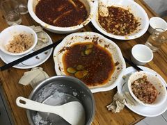 -勇猛子川菜馆(新军路店)