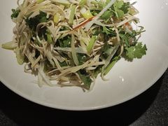 -鲁菜根·泰安菜(万达店)