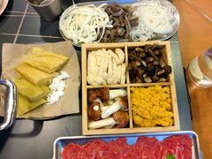 -由衷贵州酸汤牛肉火锅(新桥店)