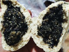 全麦黑芝麻包-玉华台饭庄(裕中西里小区店)