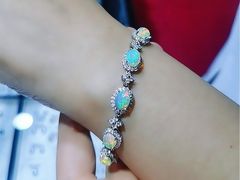 -上海跨国采购会展中心