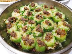 蒜蓉牛肉松蒸胜瓜-君德澜酒家·创意粤菜(金山谷店)