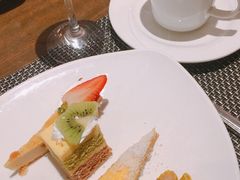 -东华假日酒店自助餐