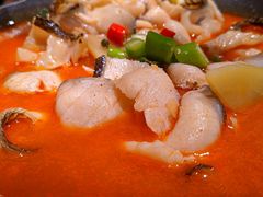 思茅酸汤鱼片-老滇山寨•云南特色菜•地方菜•民族风情歌舞表演(金碧店)