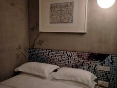 藝術塗鴉房-卡罗酒店(东门晒布地铁站店)