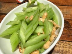 -多嘴肉蟹煲(万达店)