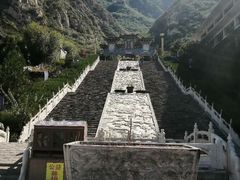 -鸡鸣山旅游风景区