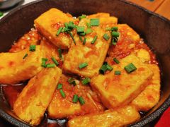 -云海肴·汽锅鸡·云南菜(天山百盛优客店)