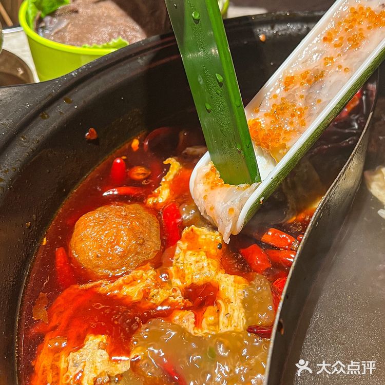 火锅串串天花板|唐粩丫|免费甜品|人均几十!!