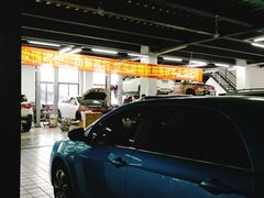 -比亚迪弘仁锐豪4S店-停车场