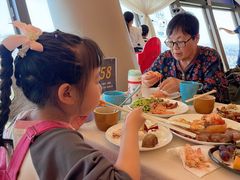 -中央电视塔旋转餐厅