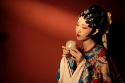 点击看大图 -盘子女人坊古装写真摄影(南京总店)