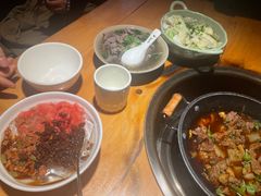 -大众跷脚牛肉馆·非遗传承单位(峨眉山店)
